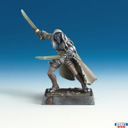 Reaper Legends: Tharnyx Shadeborn, Elf Rogue (ONLINE ORDER ONLY)