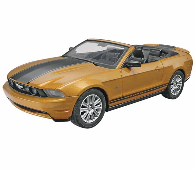 REV1963 2010 Ford Mustang Convertible 1/25 Scale SnapTite (ONLINE ORDER ONLY)