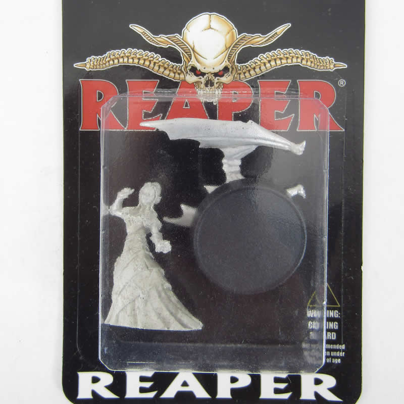 RPR01622 Reapercon 2018 Sophie Miniature 25mm Heroic Scale (ONLINE ORDER ONLY)