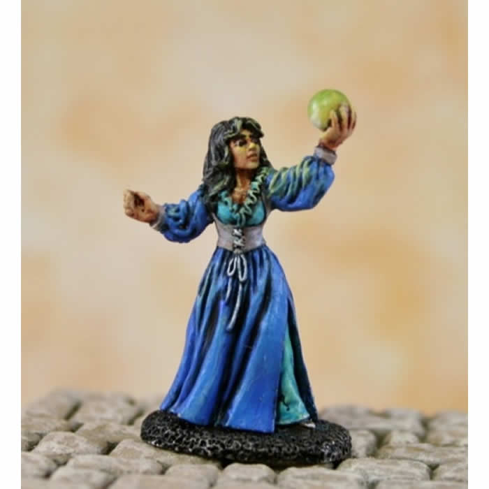 RPR02030 Sarah The Seeress Wizard Miniature 25mm Heroic Scale (ONLINE ORDER ONLY)
