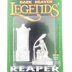RPR02083 Queen Shanon Stormhand Miniature 25mm Heroic Scale (ONLINE ORDER ONLY)