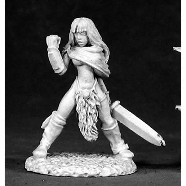 RPR02476 Lorna The Huntress Fighter Miniature 25mm Heroic Scale (ONLINE ORDER ONLY)