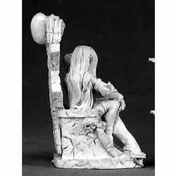 RPR02577 Dark Elf Queen and Throne Miniature 25mm Heroic Scale (ONLINE ORDER ONLY)