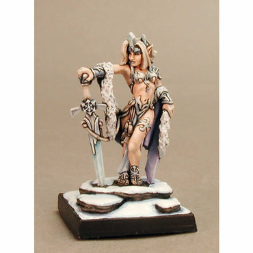 RPR02821 Ice Queen Miniature Figurine 25mm Heroic Scale Dark Heaven Legends (ONLINE ORDER ONLY)