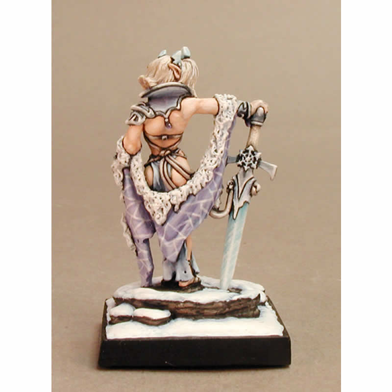 RPR02821 Ice Queen Miniature Figurine 25mm Heroic Scale Dark Heaven Legends (ONLINE ORDER ONLY)