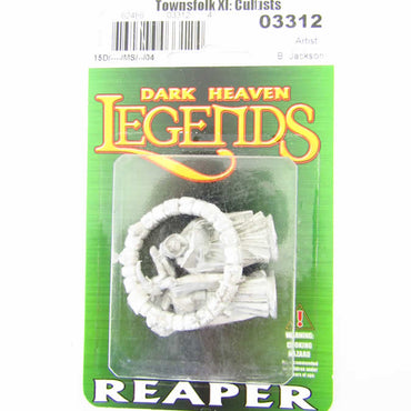RPR03312 Townsfolk Cultists and Victim Miniature 25mm Heroic Scale (ONLINE ORDER ONLY)