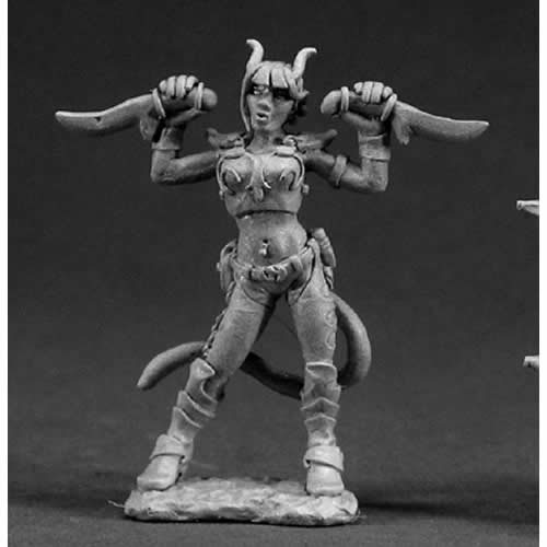 RPR03315 Tiviel Hellborn Rogue Miniature 25mm Heroic Scale (ONLINE ORDER ONLY)