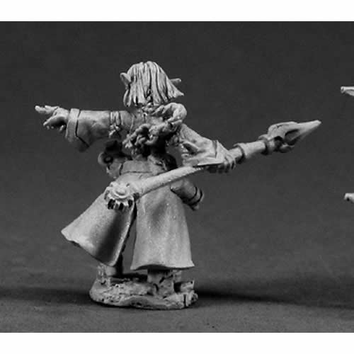 RPR03340 Cassie Female Gnome Wizard Miniature 25mm Heroic Scale (ONLINE ORDER ONLY)