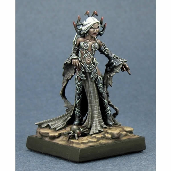 RPR03361 Dark Elf Queen Shaeress Nashanneth Miniature 25mm Scale (ONLINE ORDER ONLY)