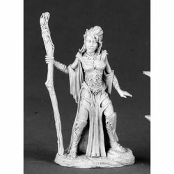 RPR03492 Autumn Bronzeleaf Female Elf Miniature 25mm Heroic Scale (ONLINE ORDER ONLY)