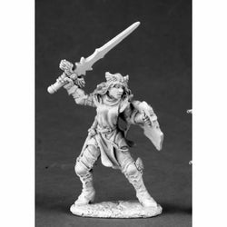 RPR03520 Elise Good Female Knight Miniature 25mm Heroic Scale (ONLINE ORDER ONLY)