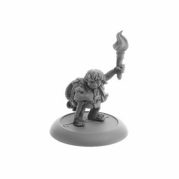 RPR04076 Halfling Henchman Gus Greenweevil Miniature 25mm Heroic Scale Figure Dark Heaven Legends (ONLINE ORDER ONLY)