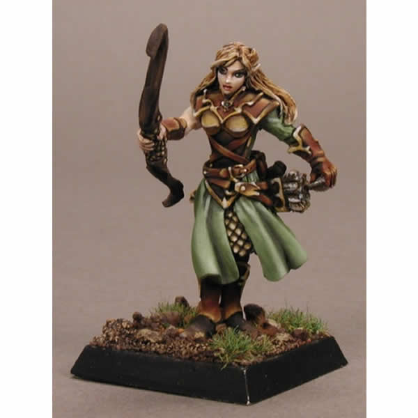 RPR14058 Lorielle Female Elf Miniature 25mm Heroic Scale Warlord (ONLINE ORDER ONLY)