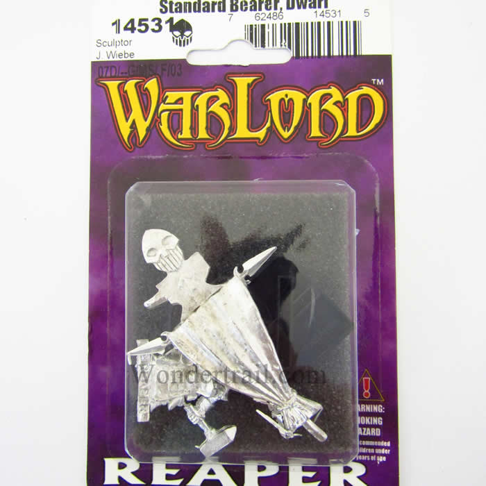 RPR14531 Dwarf Standard Bearer Miniature 25mm Heroic Scale Warlord (ONLINE ORDER ONLY)