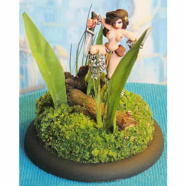 RPR14579 Handmaiden of Keskura Icingstead Miniature 25mm Heroic Scale (ONLINE ORDER ONLY)
