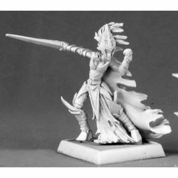 RPR14586 Female Dark Elf Warrior Miniature 25mm Heroic Scale Warlord (ONLINE ORDER ONLY)