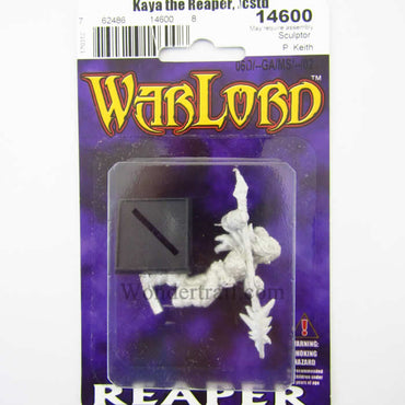 RPR14600 Kaya the Reaper Female Barbarian Sergeant Miniature (ONLINE ORDER ONLY)