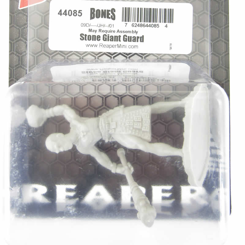 RPR44085 Stone Gaint Guard Miniature 25mm Heroic Scale Bones Black (ONLINE ORDER ONLY)