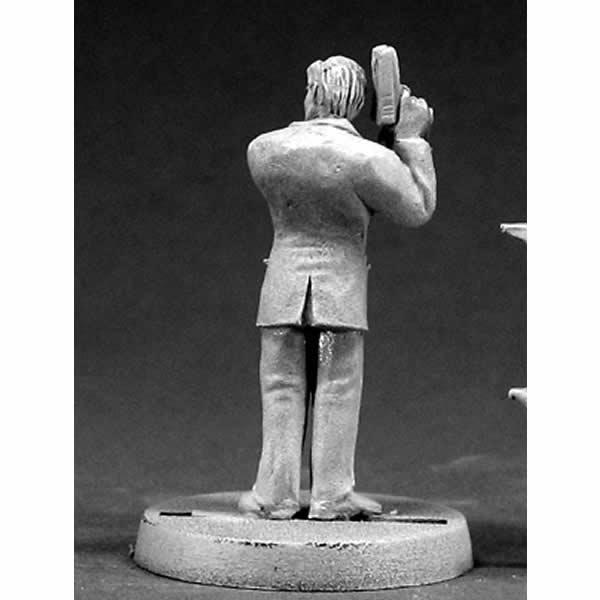 RPR50010 Daniel Sterling Agent of Guard Miniature 25mm Heroic Scale (ONLINE ORDER ONLY)