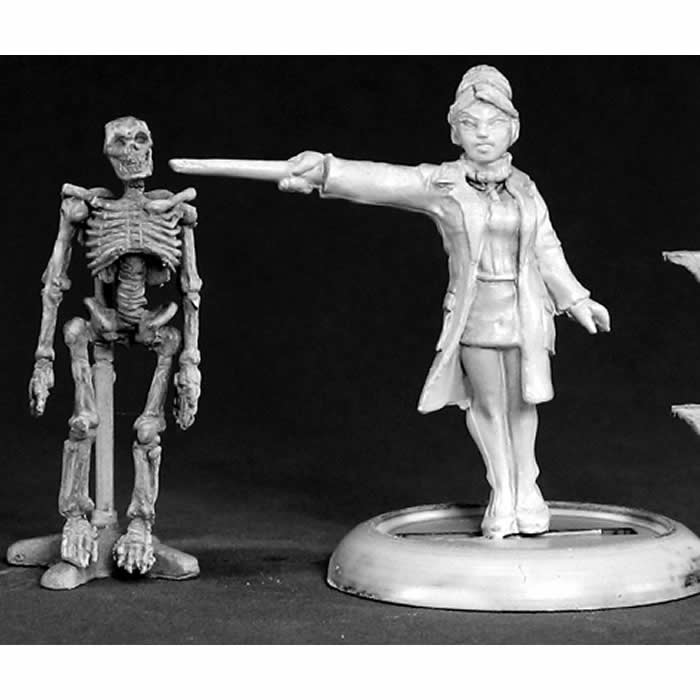 RPR50052 Professor Laura Pringle Miniature 25mm Heroic Scale (ONLINE ORDER ONLY)