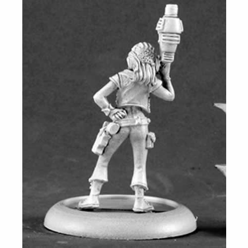 RPR50115 Moxy Sapce Adventuress Miniature 25mm Heroic Scale (ONLINE ORDER ONLY)