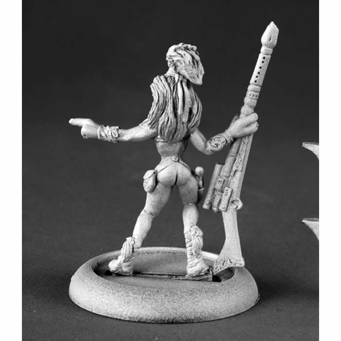 RPR50136 Female Andromedan Hunter Miniature 25mm Heroic Scale (ONLINE ORDER ONLY)