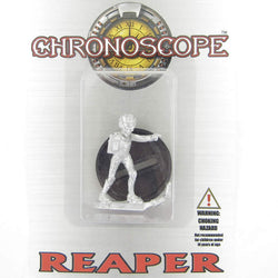 RPR50144 Alien Overlord with Tracker Miniature 25mm Heroic Scale (ONLINE ORDER ONLY)