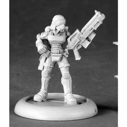 RPR50146 Female Nova Corp Officer Miniature 25mm Heroic Scale (ONLINE ORDER ONLY)