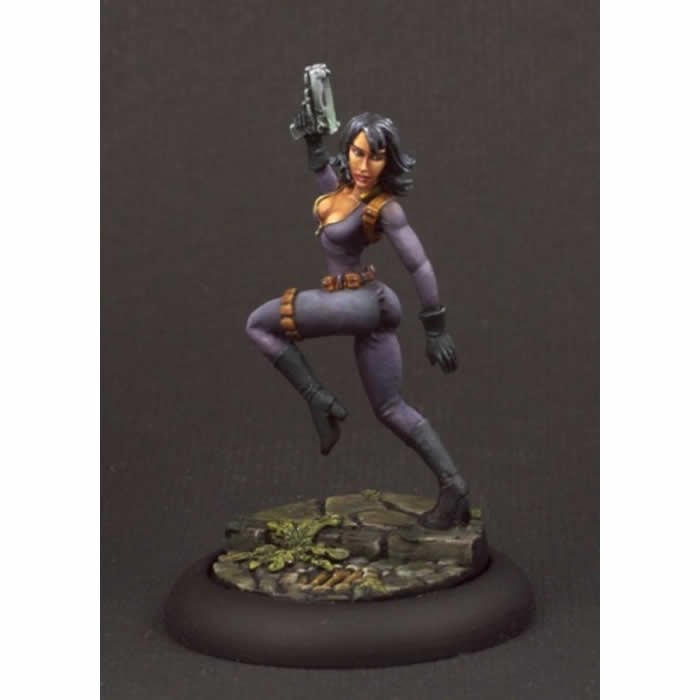 RPR50149 Natalia Female Secret Agent Miniature 25mm Heroic Scale (ONLINE ORDER ONLY)