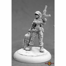 RPR50283 Evie Post-Apocalyptic Heroine Miniature 25mm Heroic Scale (ONLINE ORDER ONLY)
