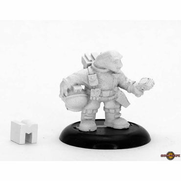 RPR50346 Argamite Explorer Mechanic Miniature 25mm Heroic Scale (ONLINE ORDER ONLY)