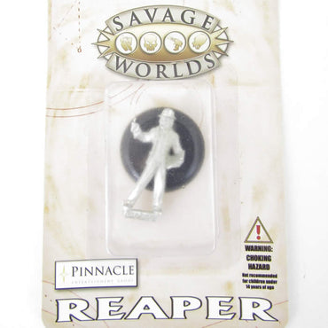 RPR59034 Muckraker Reporter Miniature 25mm Heroic Scale (ONLINE ORDER ONLY)