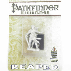 RPR60005 Arael Half Elf Cleric Miniature 25mm Heroic Scale Pathfinder (ONLINE ORDER ONLY)