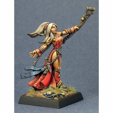 RPR60034 Seoni Female Sorceress Miniature 25mm Heroic Scale Pathfinder (ONLINE ORDER ONLY)