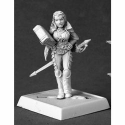 RPR60065 Ailyn Ghontasavos Miniature 25mm Heroic Scale Pathfinder (ONLINE ORDER ONLY)
