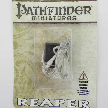 RPR60088 Cleric of Urgathoa Miniatures 25mm Heroic Scale Pathfinder (ONLINE ORDER ONLY)