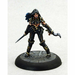 RPR60092 Cleric of Calistria Miniatures 25mm Heroic Scale Pathfinder (ONLINE ORDER ONLY)