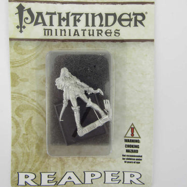 RPR60092 Cleric of Calistria Miniatures 25mm Heroic Scale Pathfinder (ONLINE ORDER ONLY)