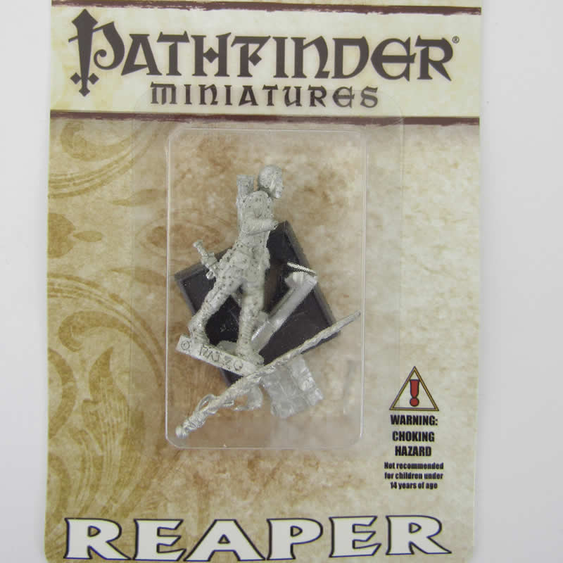 RPR60106 Pathfinder Explorer Miniatures 25mm Heroic Scale Pathfinder (ONLINE ORDER ONLY)