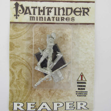 RPR60106 Pathfinder Explorer Miniatures 25mm Heroic Scale Pathfinder (ONLINE ORDER ONLY)