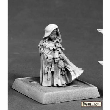 RPR60178 Enora Iconic Arcanist Miniatures 25mm Heroic Scale Pathfinder (ONLINE ORDER ONLY)