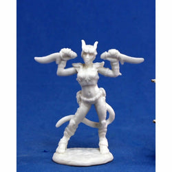 RPR77118 Tiviel Hellborn Rogue Miniature 25mm Heroic Scale (ONLINE ORDER ONLY)