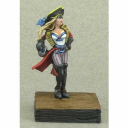 RPR77135 Mariel Twinspar Female Pirate Miniature 25mm Heroic Scale (ONLINE ORDER ONLY)