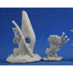RPR77390 Highlands Familiar and Menhir Stone Miniature 25mm Heroic Scale Figure Dark Heaven Bones (ONLINE ORDER ONLY)