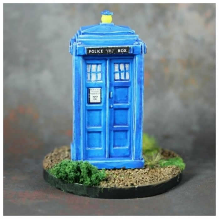RPR80037 Telephone Box Miniature 25mm Heroic Scale (ONLINE ORDER ONLY)