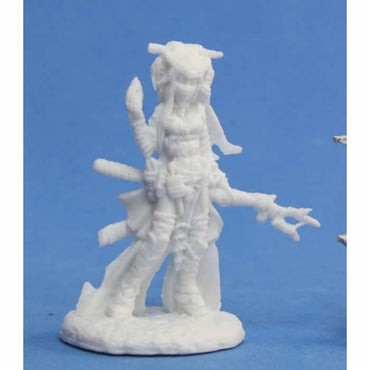 RPR89008 Feiya Iconic Witch Miniature 25mm Heroic Scale Pathfinder (ONLINE ORDER ONLY)