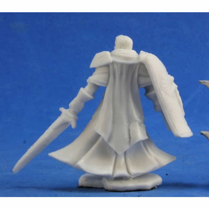 RPR89024 Holy Vindicator Knight Miniature 25mm Heroic Scale Pathfinder (ONLINE ORDER ONLY)