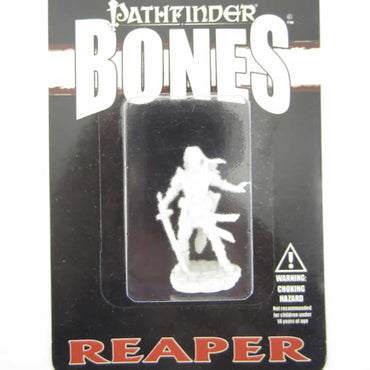 RPR89028 Arael Half Elf Cleric Miniature 25mm Heroic Scale Pathfinder (ONLINE ORDER ONLY)