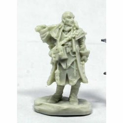 RPR89037 Quinn Iconic Investigator Miniature 25mm Heroic Scale Pathfinder (ONLINE ORDER ONLY)