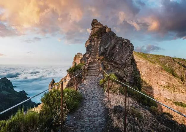 Ravensburger: Puzzle - Pathway to Heaven